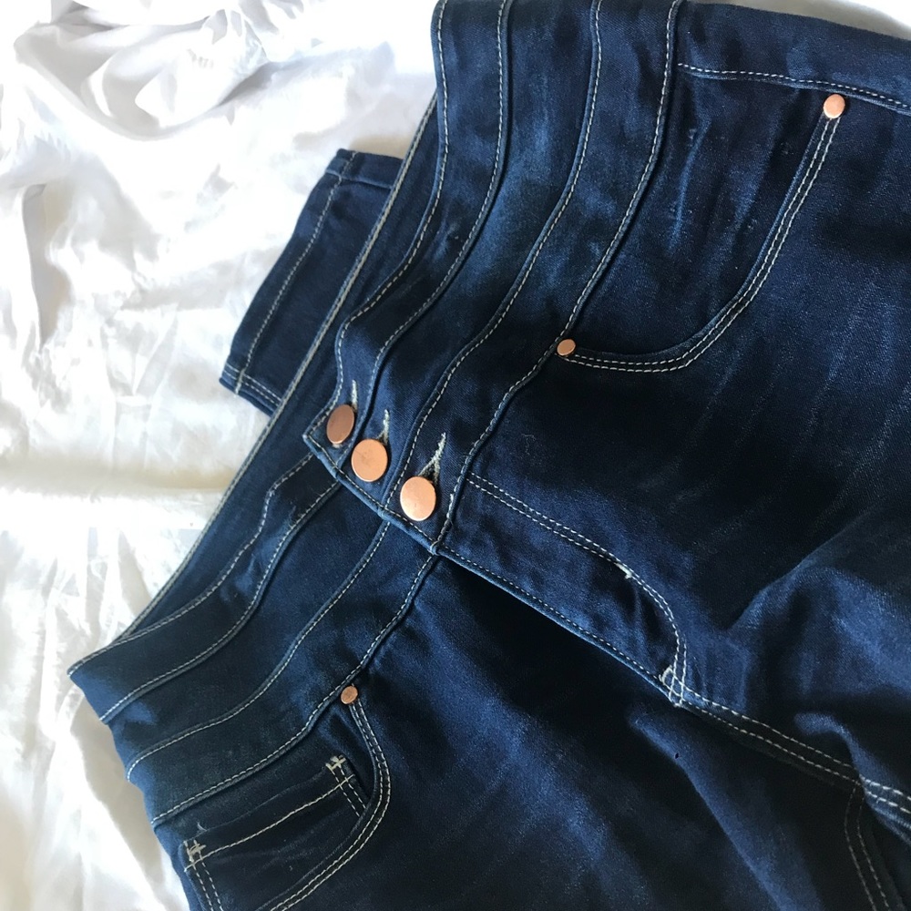 BEBE skinny jeans